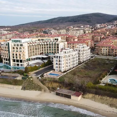 Deluxe In Aparthotel