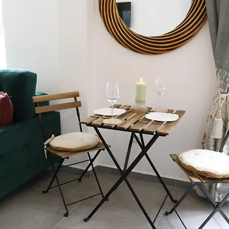 Deluxe In Aparthotel *