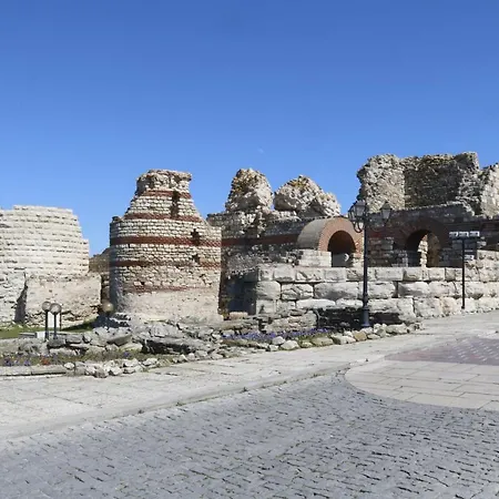 Deluxe In Светий Влас