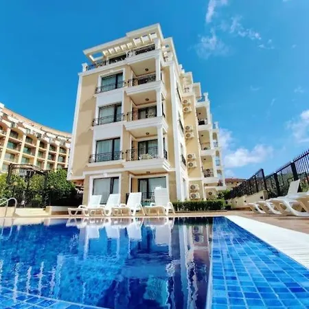 Aparthotel Deluxe In