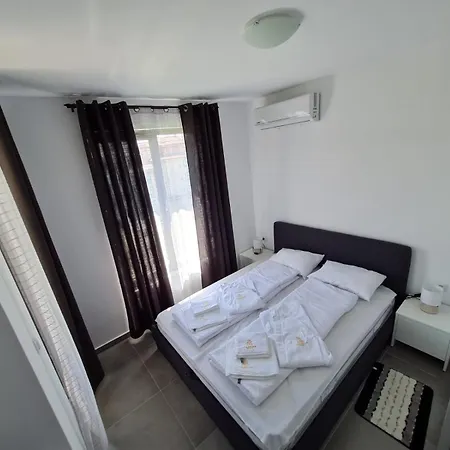 Deluxe In Hotel de apartamente Sveti Vlas
